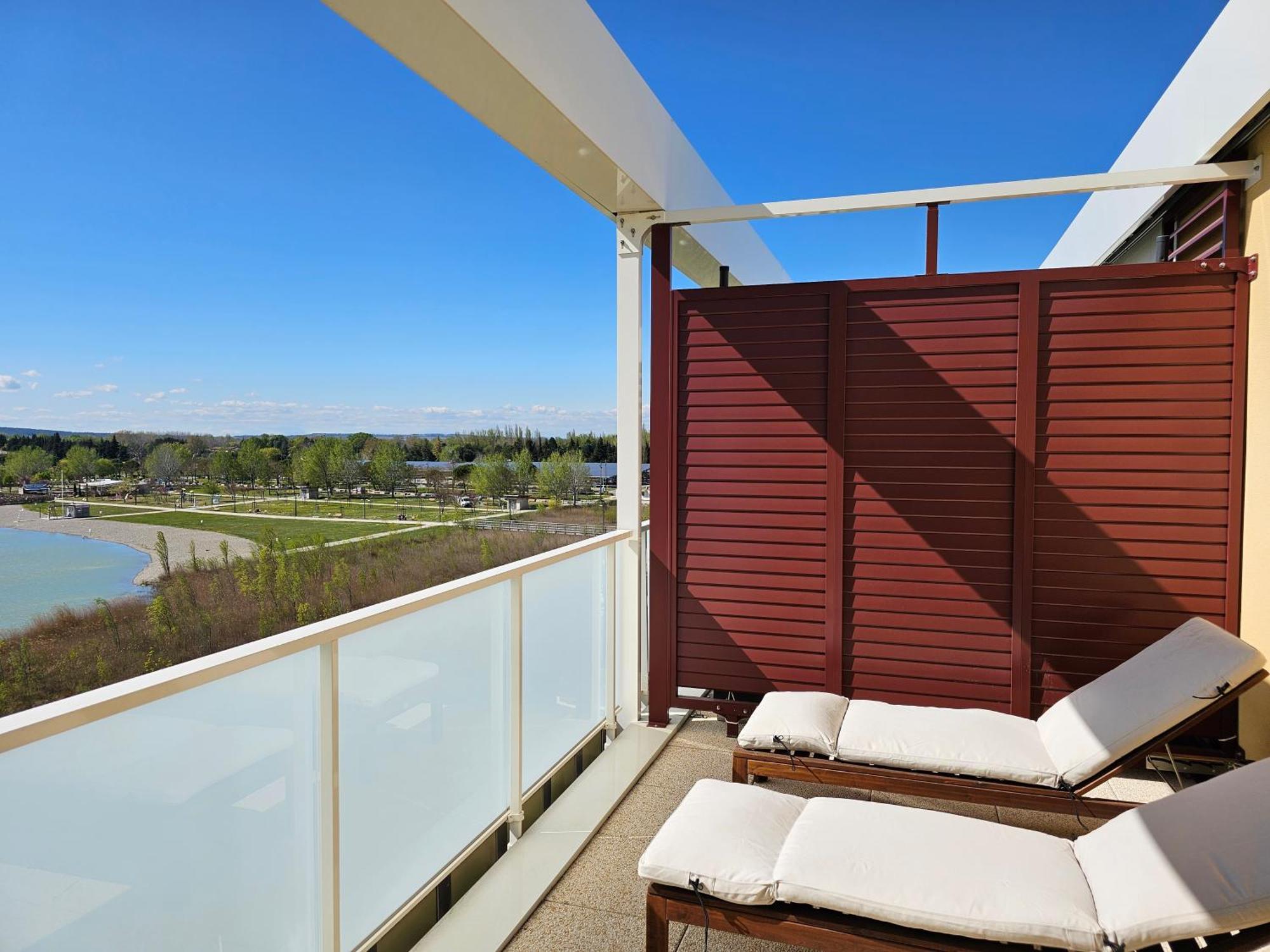 Lakeside Provence - Appartement Classe 4 Etoiles, Vue Sur Le Lac, Parking Sous-Sol, Double Clim Монтё Экстерьер фото