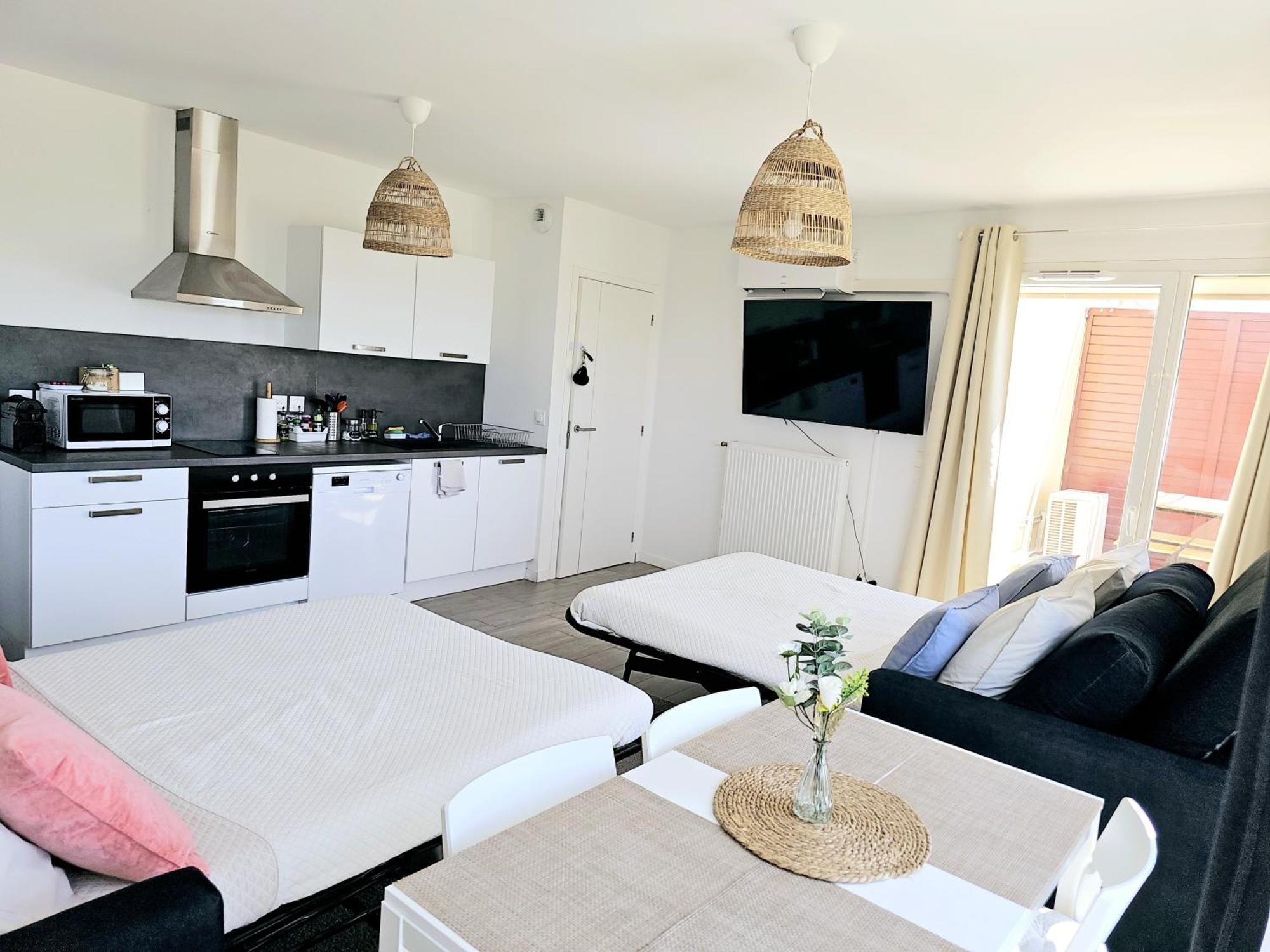 Lakeside Provence - Appartement Classe 4 Etoiles, Vue Sur Le Lac, Parking Sous-Sol, Double Clim Монтё Экстерьер фото