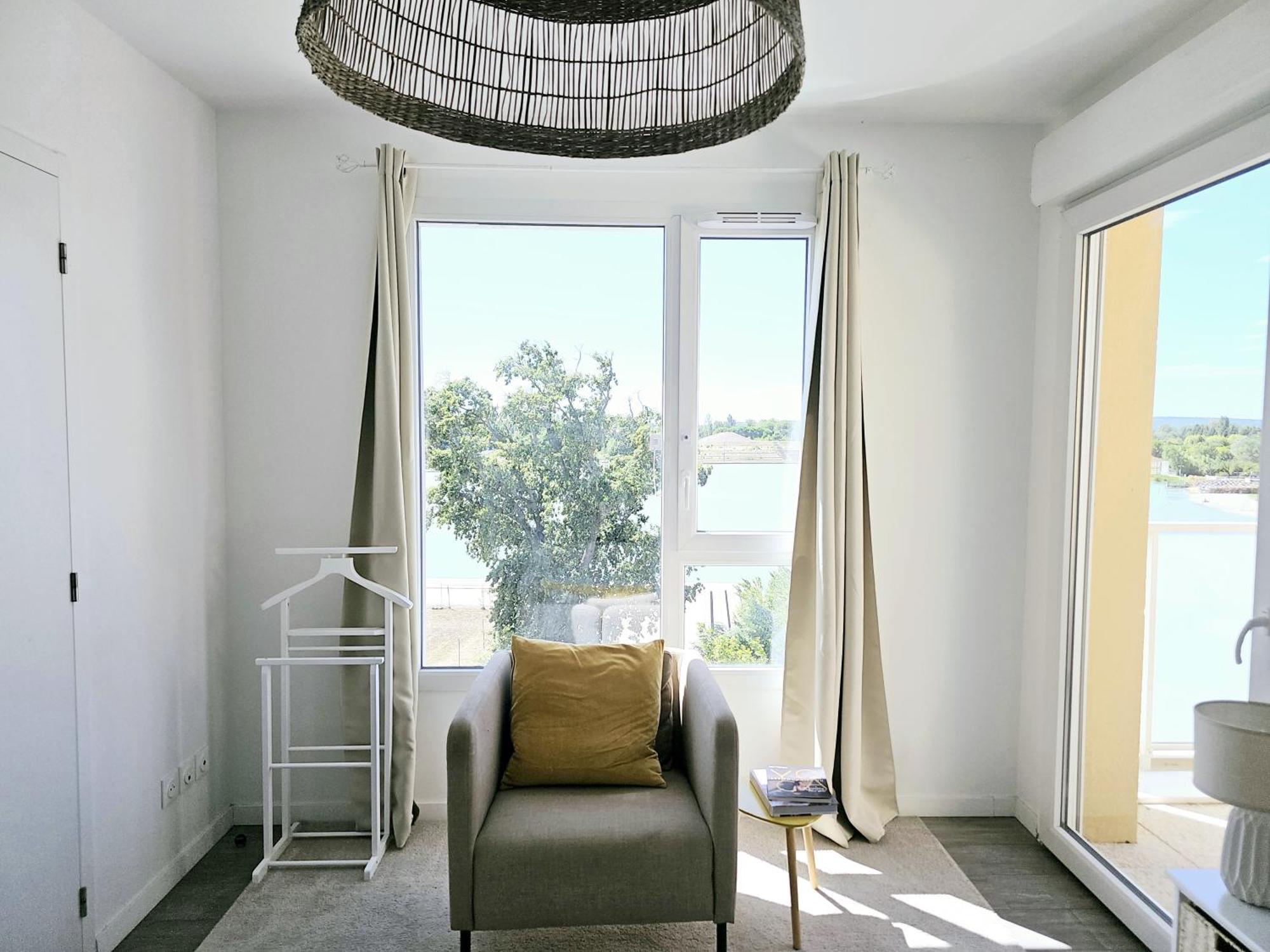 Lakeside Provence - Appartement Classe 4 Etoiles, Vue Sur Le Lac, Parking Sous-Sol, Double Clim Монтё Экстерьер фото
